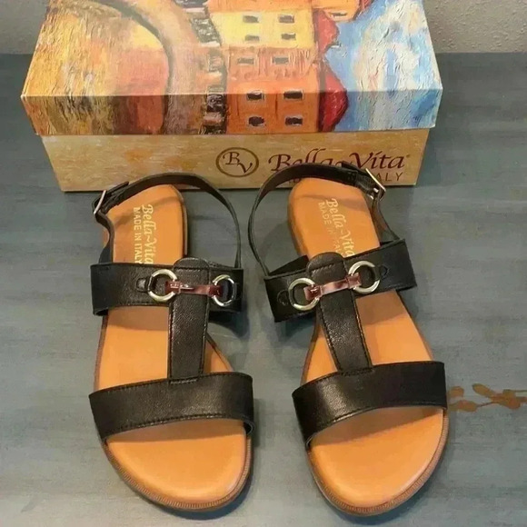 Brand new w/ box! BELLA-VITA Women’s Sandals - Picture 1 of 8